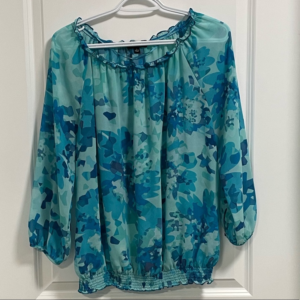 Spense Size L blue top with balloon sleeves